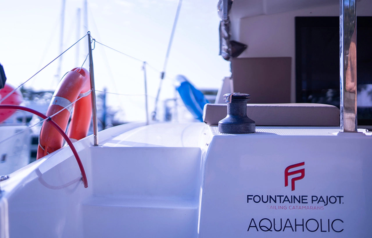 AQUAHOLIC Yacht Charter Stern