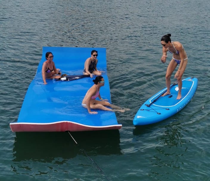 Aquaholic Luxury Charter - Watermat & Standup Paddle Board